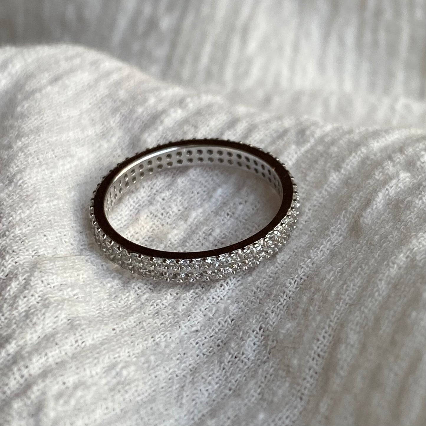 Pavé Stacking Band